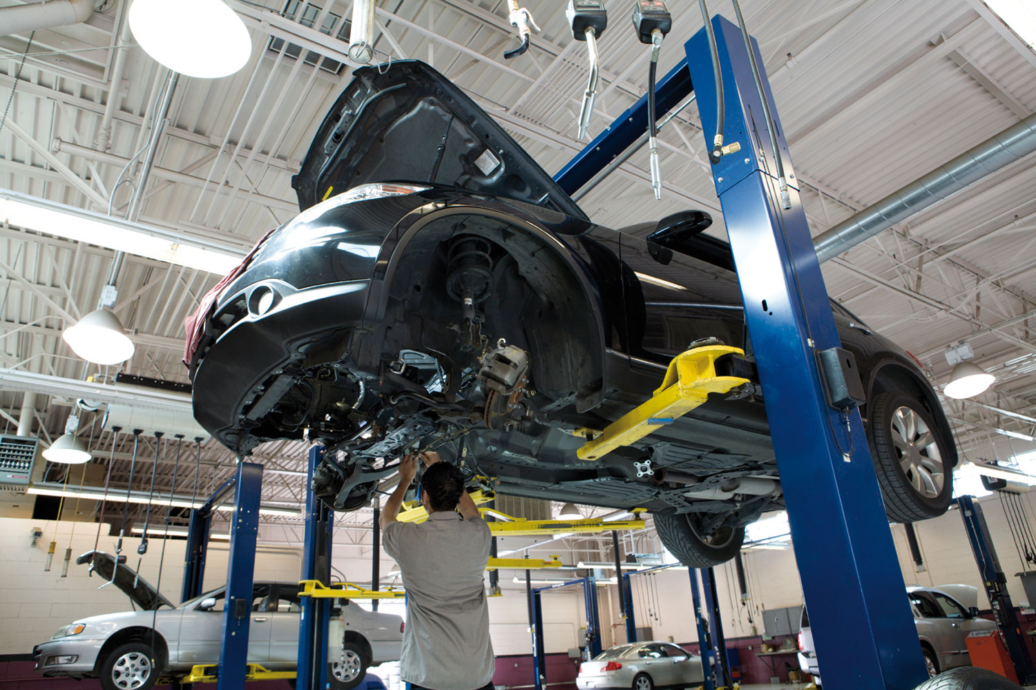 Autohäuser & Werkstätten